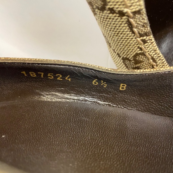 Gucci Loggo Pumps - Picture 9 of 10